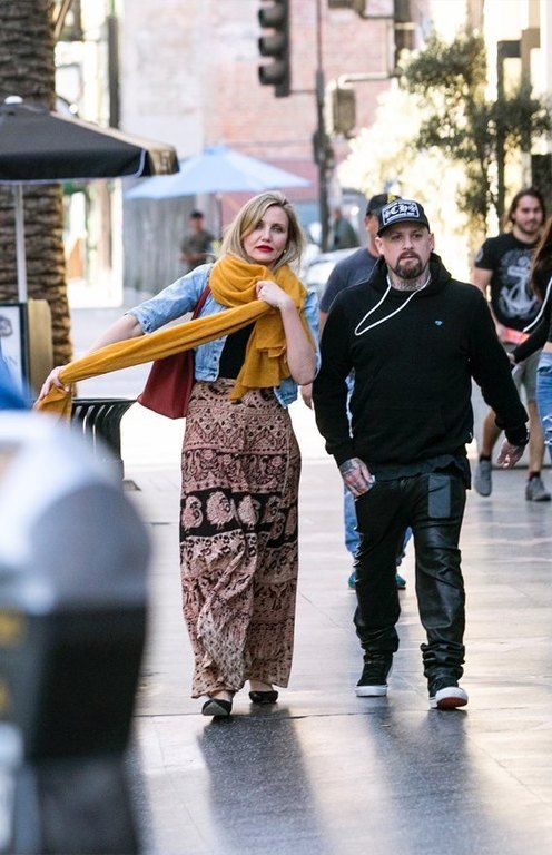 Έγινε το θαύμα; Η star είναι έγκυος για πρώτη φορά στα 45 της