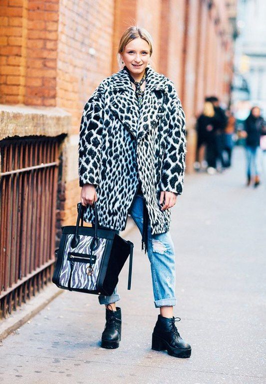 Με statement coat