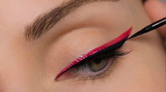 Double eyeliner: To νέο trend στην κατηγορία του μακιγιάζ