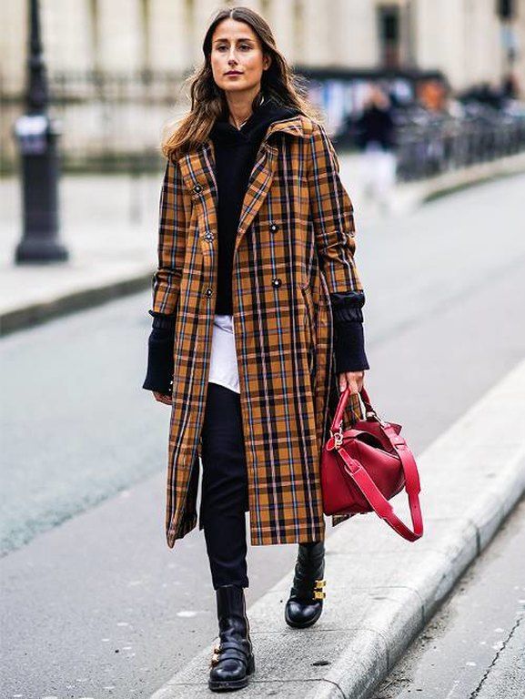 Mε layering πάνω από top και πουκάμισα.