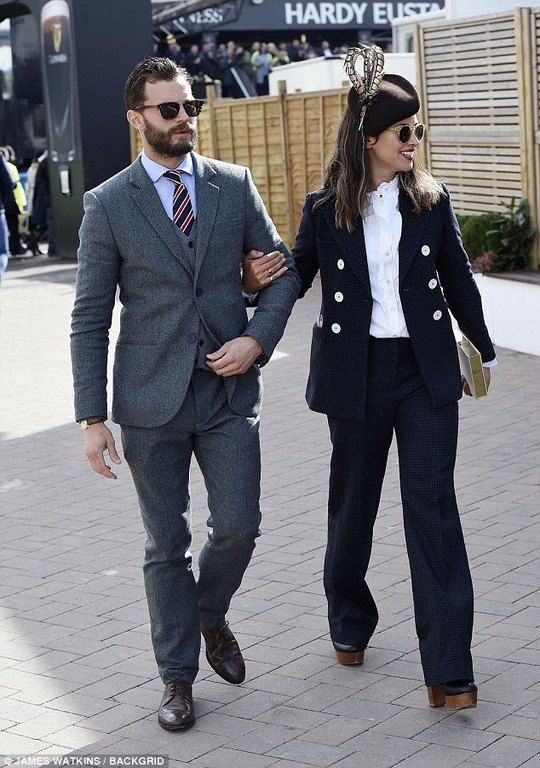 Ο Jamie Dornan μόλις έκανε την πιο Mr.Grey εμφάνισή του