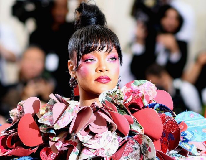 ΜΕΤ GALA: Rihanna