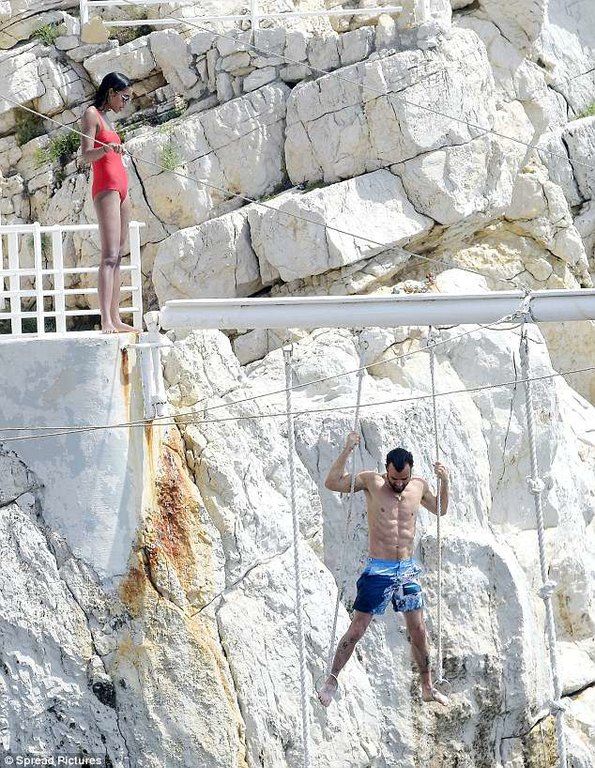 Εκείνος 36, αυτή 28! Ο Justin Theroux (ξανά) με νέα συνοδό