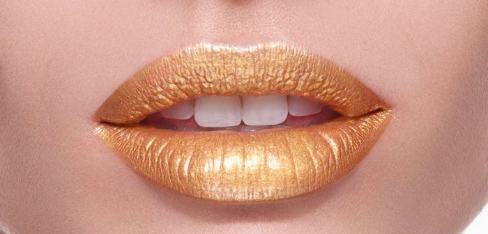 Metallic Lips: Η τάση του καλοκαιριού για να αναβαθμίσεις το μακιγιάζ σου