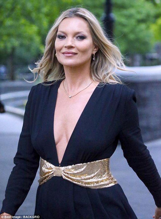 Η Kate Moss πάχυνε και αυτό είναι φανερό!