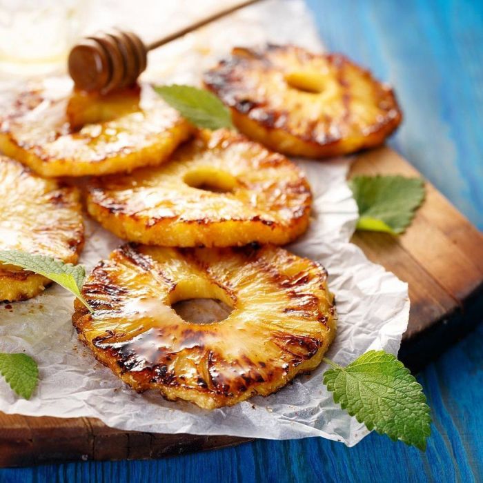 Ψητά φρούτα στο grill σε σουβλάκι ή σαλάτα: Η τέλεια καλοκαιρινή ιδέα για να γλυκαθείς