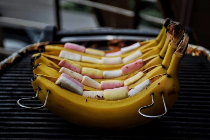 Ψητά φρούτα στο grill σε σουβλάκι ή σαλάτα: Η τέλεια καλοκαιρινή ιδέα για να γλυκαθείς