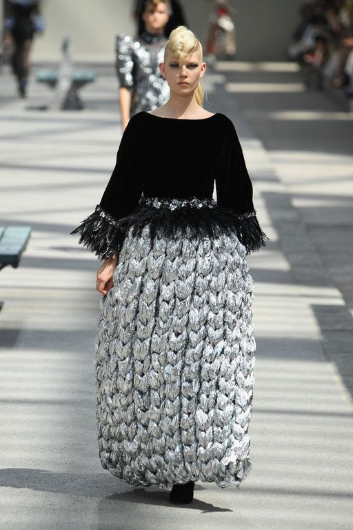 Chanel Haute Couture F/W 2018/2019: Τα αγαπημένα μας looks από το fashion show