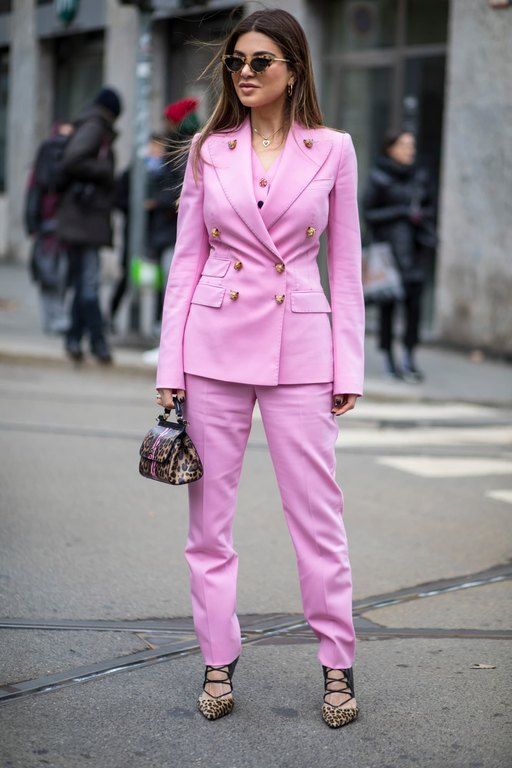 Σε κοστούμι για preppy chic looks.