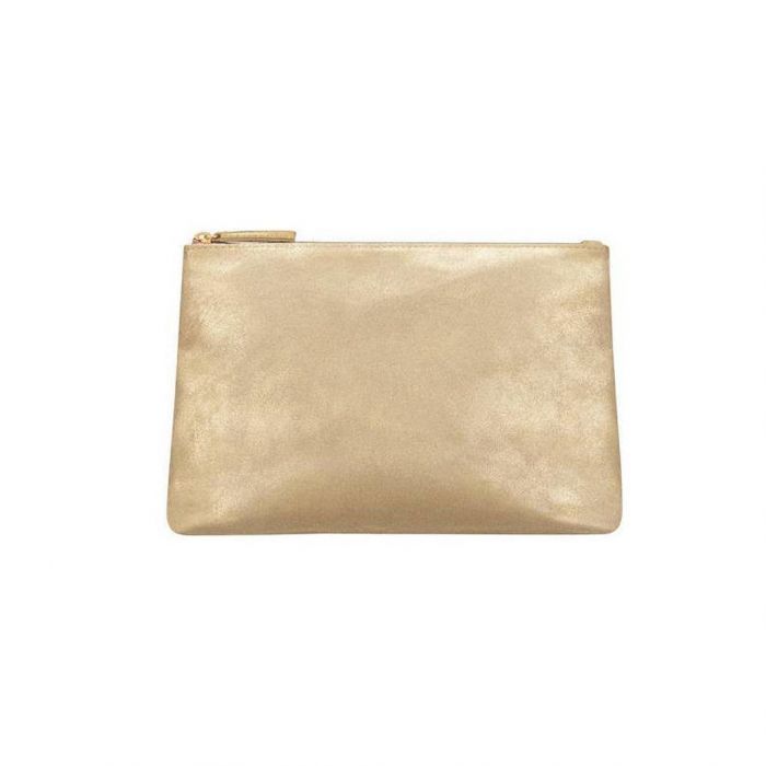 Sephora. Με faux leather υφή και μεγάλη χωρητικότητα