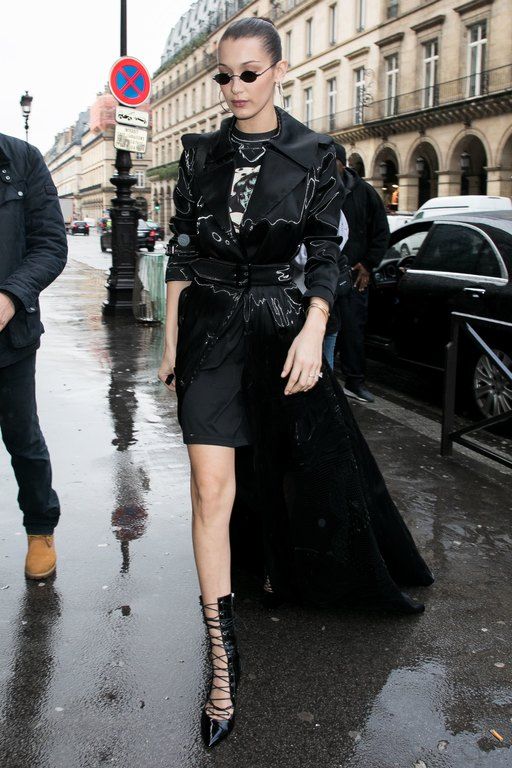 Victorian Lace-Up: Ένα λίγο goth και ταυτόχρονα λίγο ρομαντικό ζευγάρι που είναι κατάλληλο μόνο για βραδινές και κάπως «δραματικές» εμφανίσεις.