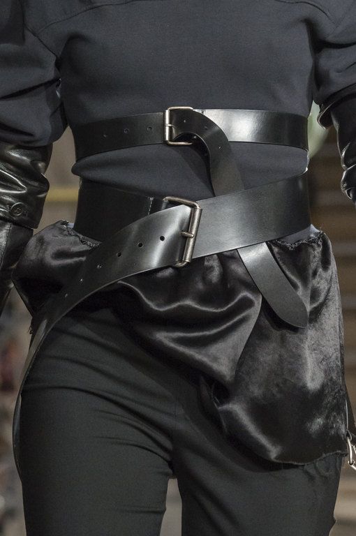 Διπλή δερμάτινη, Demeulemeester F/W 2018