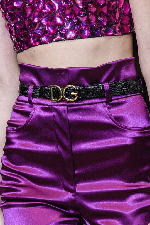 Με το logo του Οίκου, Dolce & Gabbana F/W 2018