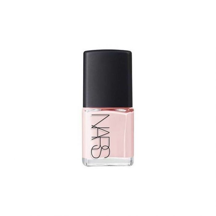 NARS, Nail Polish στην απόχρωση Rose Clair. Ιδανικό για ιδιαίτερα σκούρες επιδερμίδες