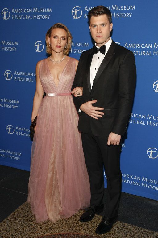 Πιο ερωτευμένη από ποτέ η Scarlett Johanson! Έχεις δει τον ηθοποιό αγαπημένο της; (pics)