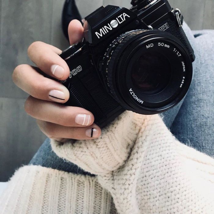 10 minimal nail art που μπορείς να κάνεις απόψε το βράδυ!