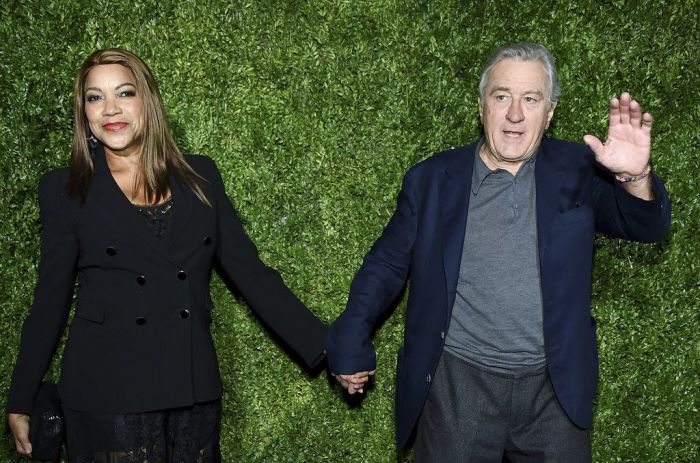 O Robert De Niro χώρισε μετά από 20 χρόνια γάμου και πάμε στοίχημα πως δεν έχεις δει την πρώην του
