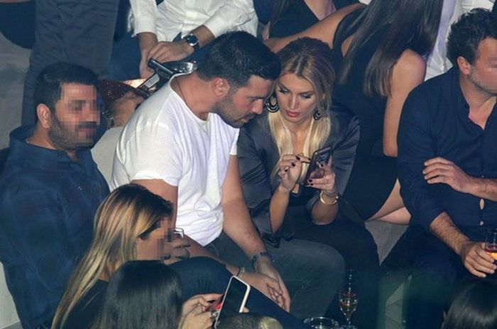 H Kωνσταντίνα Σπυροπούλου σε βραδινή έξοδο με το σύντροφό της