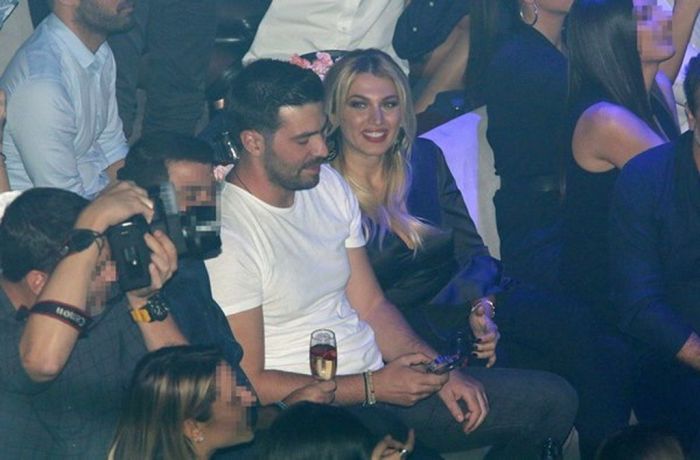 H Kωνσταντίνα Σπυροπούλου σε βραδινή έξοδο με το σύντροφό της