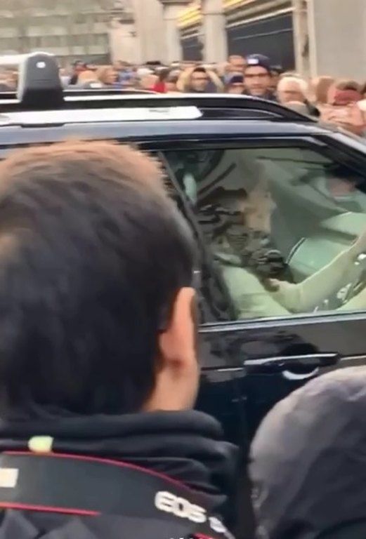 Επιτέλους είδαμε την Kate στην καθημερινή της ζωή σε ένα βίντεο που βγήκε τυχαία και έγινε viral