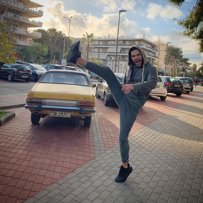 Ο σύζυγος της Μικαέλας Φωτιάδη του GNTM την τρολάρει αλλά εμείς λιώσαμε με το γιο της!