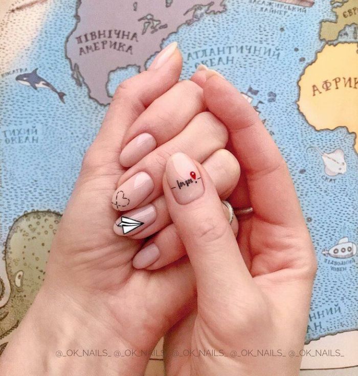 Αυτά τα nail art θα σε κάνουν να δεις τα ροζ νύχια με άλλο μάτι