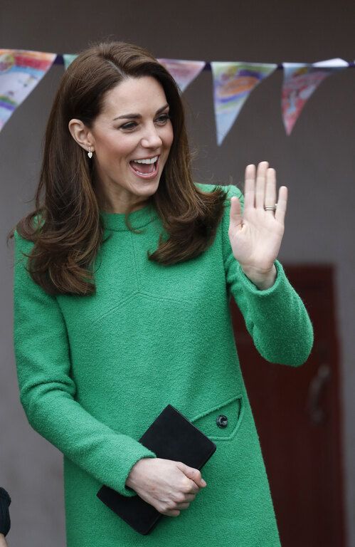 H Kate Middleton μόλις φόρεσε ένα ζευγάρι παπούτσια που δεν είναι καθόλου το στυλ της