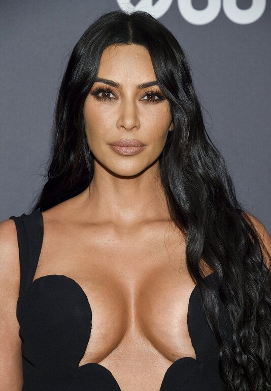 Η Kim Kardashian αποκαλύπτει τη μόνη πλαστική επέμβαση που δεν έχει κάνει