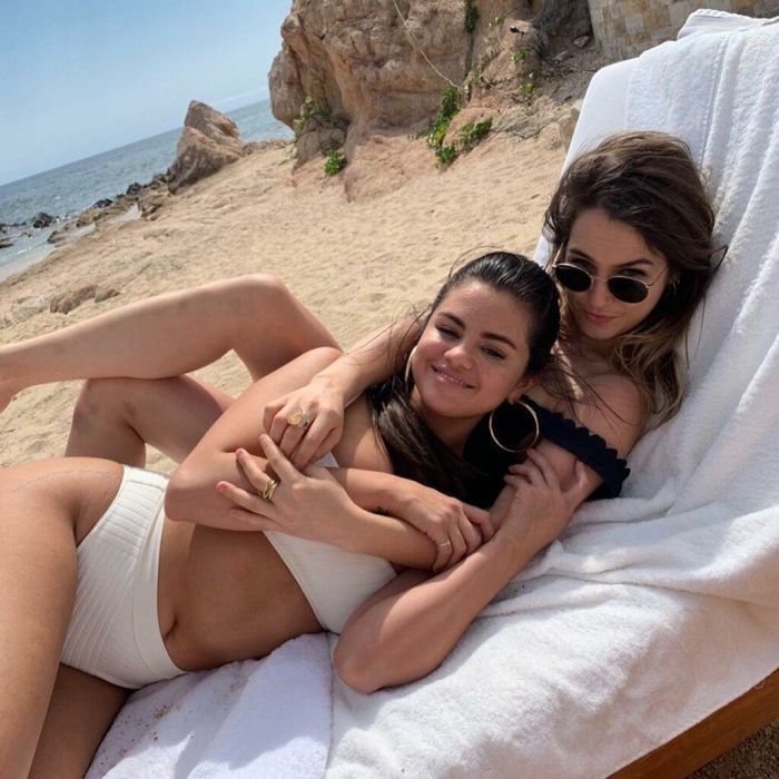 Η Selena Gomez μάλλον έχει νέο φλερτ και θα τρελαθείς μόλις τον δεις