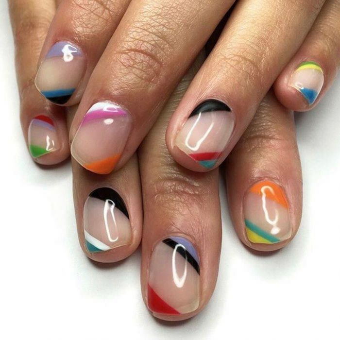 Nailspiration! Δέκα μανικιούρ για να χαζέψεις όσο κάνεις το μεσημεριανό σου διάλειμμα