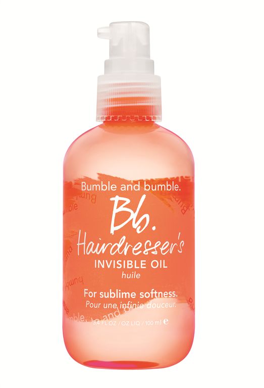 ΣΤΑ ΜΑΛΛΙΑ. Bumble And Bumble, Hairdresser's Invisible Oil. Απαλό σαν πέπλο, με μείγμα 6 ελαίων, εξαφανίζεται στα μαλλιά για να τα λειάνει, να δαμάσει το φριζάρισμα και να τα προστατέψει από τη θερμότητα του styling και τις ακτίνες του ήλιου.