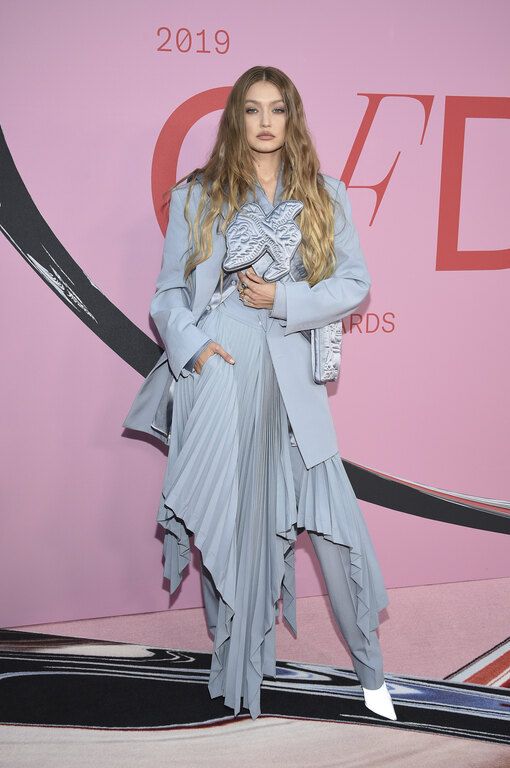 H Gigi Hadid