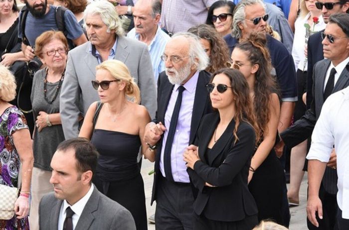 Μέχρι σήμερα δεν είχε απαντήσει σε μία προσπάθεια να διατηρήσει χαμηλό προφίλ.