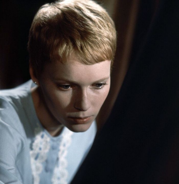 MIA FARROW. Από τα πιο θρυλικά κουρέματα της μεγάλης οθόνης.
