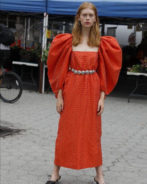 Oversized μανίκια @rosie_assoulin