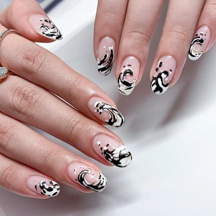 @wahnails