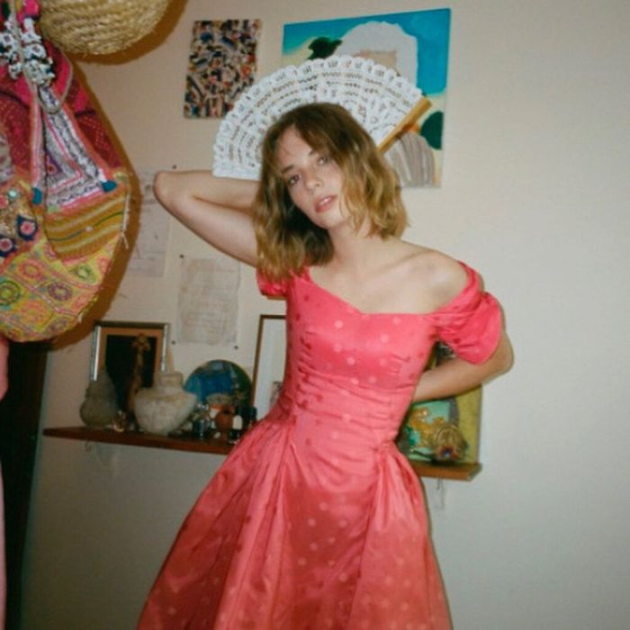 Και η Maya Hawk κόρη της Uma Thurman και του Ethan Hawk, η οποία υποδύθηκε τη χίπισσα που εξαφανίστηκε λίγο πριν το μοιραίο.