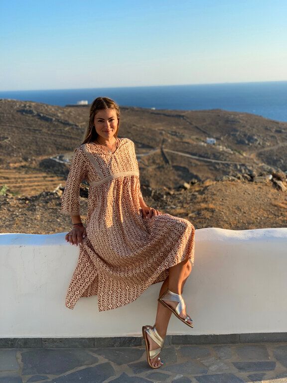 Ερούσα, Τήνος