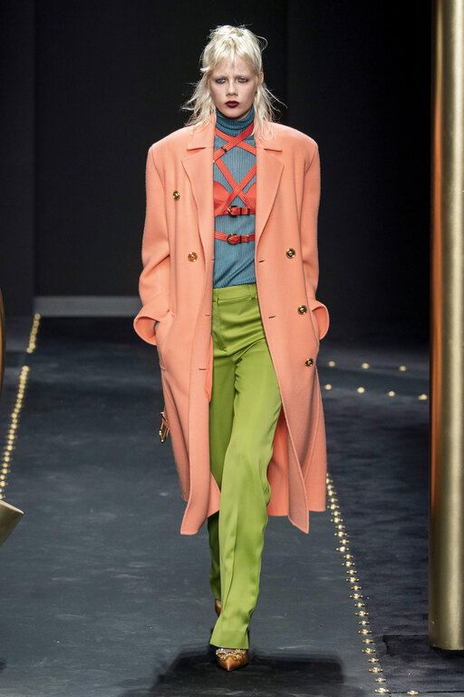 Ροδακινί, Versace F/W 2019-2020