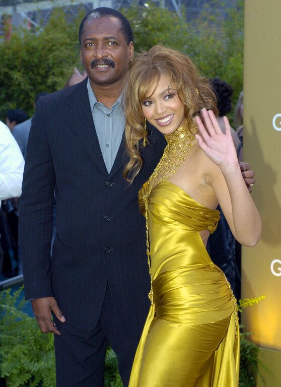 Ο πατέρας της Beyoncé πάσχει από καρκίνου του μαστού