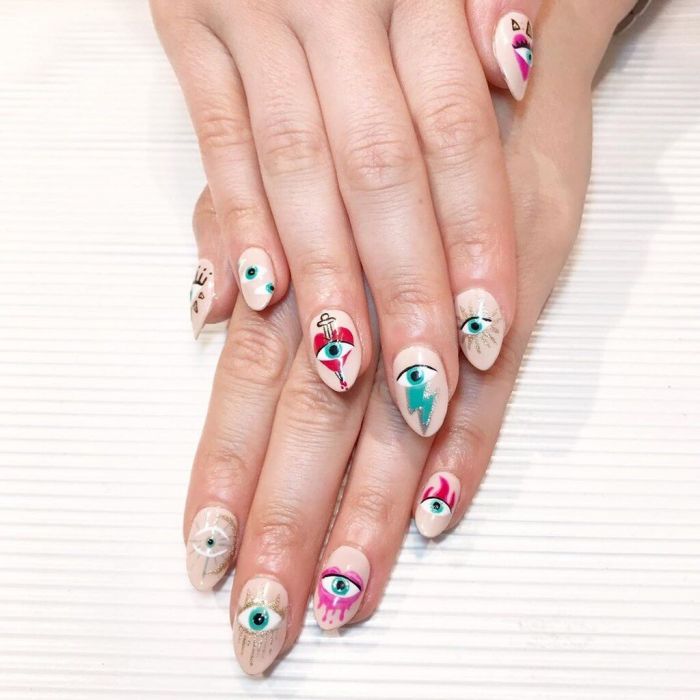 @nailartfairy Πιο περίτεχνο δεν γίνεται...