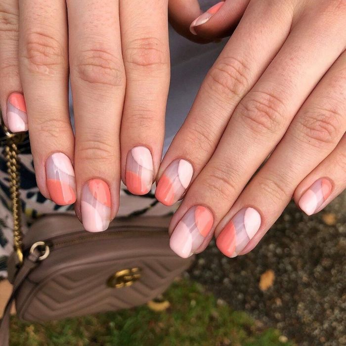 @pinku.nails Το ροδακινί είναι πιο φθινοπωρινό από ότι νομίζεις