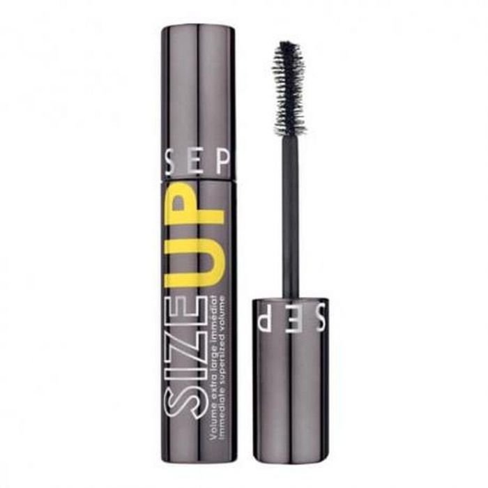 SEPHORA COLLECTION, SIZE UP MASCARA 12,95€. Η πιο extra μάσκαρ απου θα κάνεις δώρο στον εαυτό σου