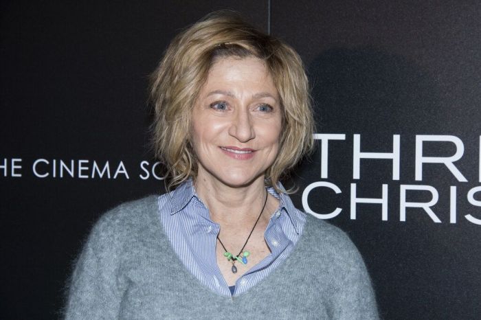 Και η Edie Falco των Sopranos