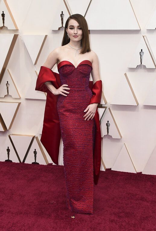 Η Kaitlyn Dever με Louis Vuitton