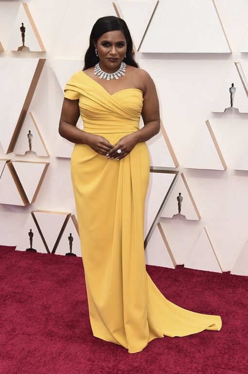 Η Mindy Kaling με Dolce & Gabbana