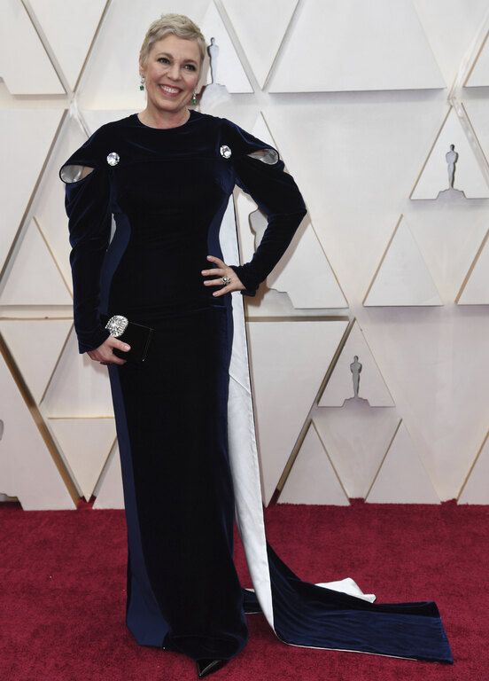 Η Olivia Colman με Stella McCartney