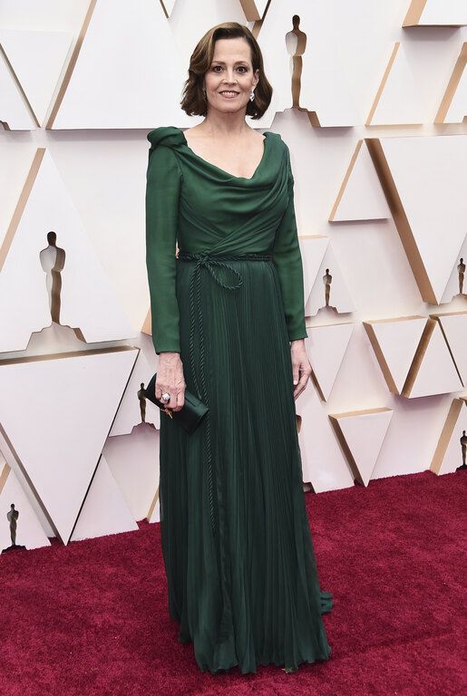 Η Sigourney Weaver με Dior