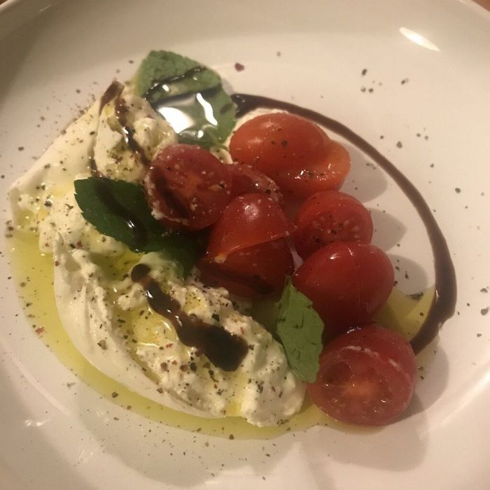Ο απόλυτος τρόπος για να φας Burrata !!!!