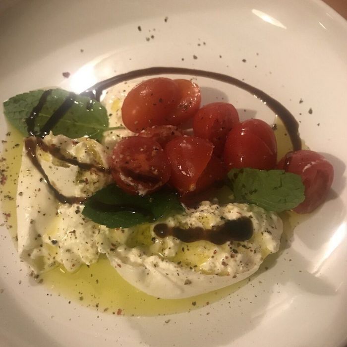 Ο απόλυτος τρόπος για να φας Burrata !!!!